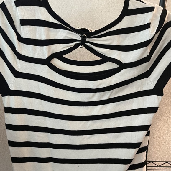 White House Black Market white/black stripe blouse - Picture 4 of 8